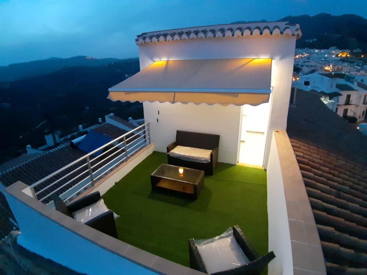 Loft Of Love Frigiliana Bagian luar foto